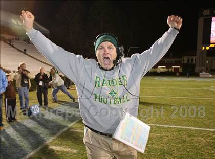 Thumbnail 2 in Britt vs. Richmond (NCHSAA 4-AA Football Final) photogallery.