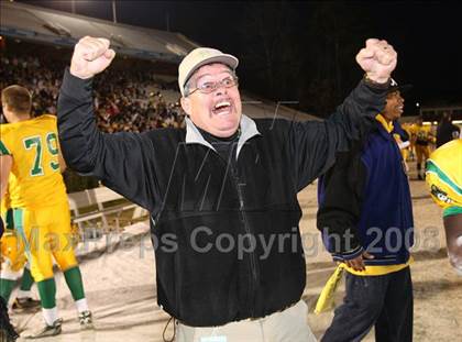 Thumbnail 3 in Britt vs. Richmond (NCHSAA 4-AA Football Final) photogallery.