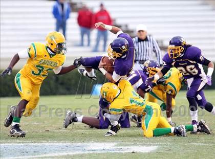 Thumbnail 3 in Britt vs. Richmond (NCHSAA 4-AA Football Final) photogallery.