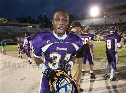 Thumbnail 1 in Britt vs. Richmond (NCHSAA 4-AA Football Final) photogallery.