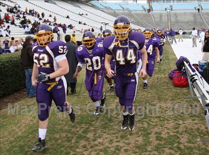 Thumbnail 2 in Britt vs. Richmond (NCHSAA 4-AA Football Final) photogallery.