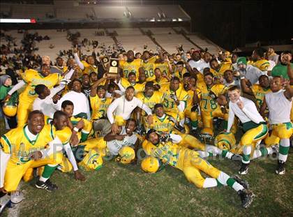 Thumbnail 3 in Britt vs. Richmond (NCHSAA 4-AA Football Final) photogallery.