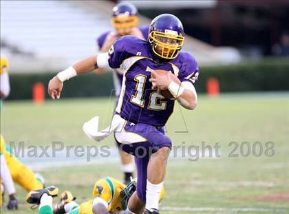 Thumbnail 3 in Britt vs. Richmond (NCHSAA 4-AA Football Final) photogallery.