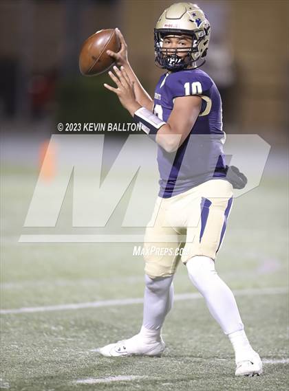 Thumbnail 2 in Birmingham vs. Garfield (CIF LACS Open Division Final) photogallery.