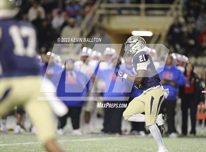 Thumbnail 3 in Birmingham vs. Garfield (CIF LACS Open Division Final) photogallery.
