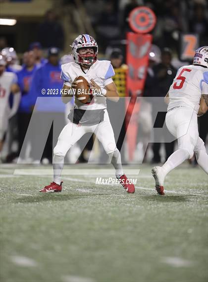 Thumbnail 3 in Birmingham vs. Garfield (CIF LACS Open Division Final) photogallery.