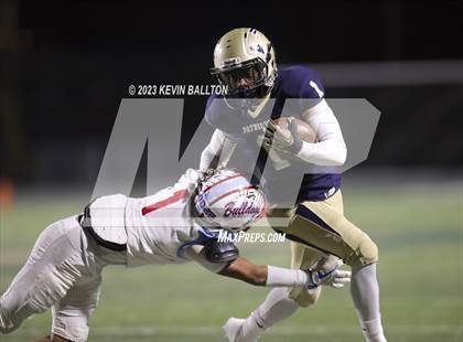 Thumbnail 2 in Birmingham vs. Garfield (CIF LACS Open Division Final) photogallery.