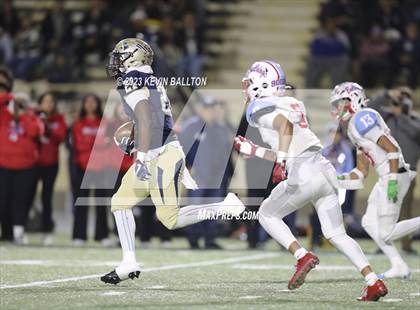 Thumbnail 2 in Birmingham vs. Garfield (CIF LACS Open Division Final) photogallery.