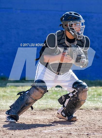Thumbnail 3 in Bernalillo vs. Raton photogallery.