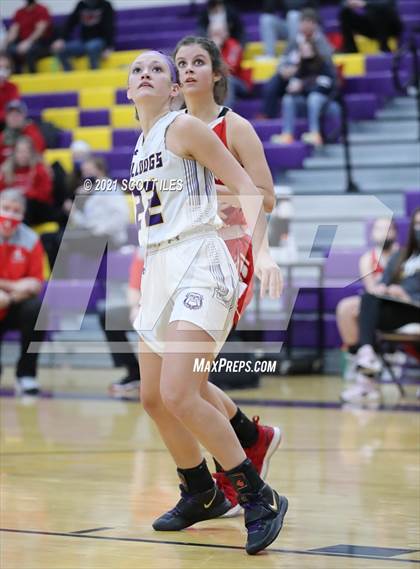 Thumbnail 2 in London vs Bloom-Carroll (OHSAA D2 Sectional Playoff) photogallery.