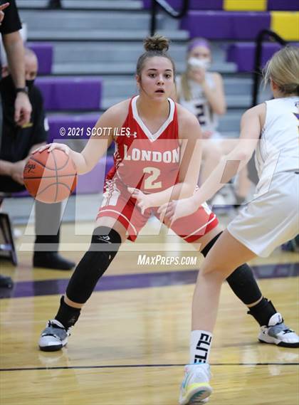 Thumbnail 3 in London vs Bloom-Carroll (OHSAA D2 Sectional Playoff) photogallery.