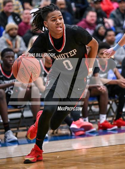 Thumbnail 3 in Imhotep Charter @ Father Judge (PIAA 6A Semifinal) photogallery.