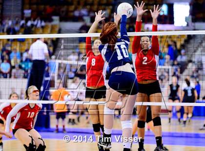Thumbnail 3 in Regis Jesuit vs. Legend (CHSAA 5A Playoff) photogallery.