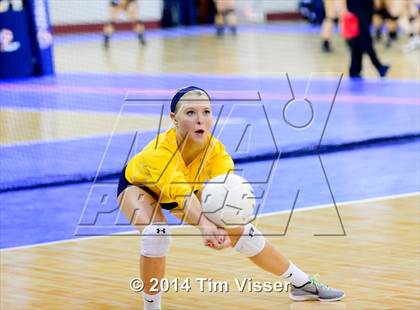 Thumbnail 2 in Regis Jesuit vs. Legend (CHSAA 5A Playoff) photogallery.