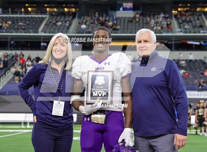 Thumbnail 3 in Post vs. Shiner (UIL 2A Division 1 State Final) photogallery.
