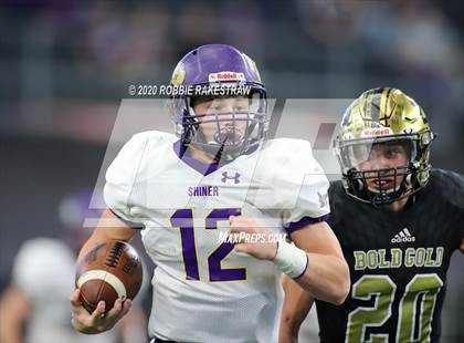 Thumbnail 2 in Post vs. Shiner (UIL 2A Division 1 State Final) photogallery.