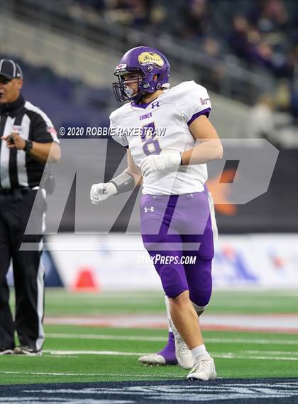 Thumbnail 2 in Post vs. Shiner (UIL 2A Division 1 State Final) photogallery.