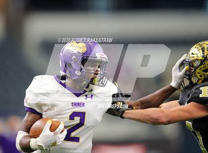 Thumbnail 3 in Post vs. Shiner (UIL 2A Division 1 State Final) photogallery.