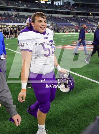 Thumbnail 3 in Post vs. Shiner (UIL 2A Division 1 State Final) photogallery.