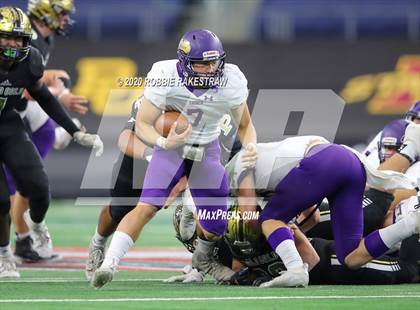 Thumbnail 3 in Post vs. Shiner (UIL 2A Division 1 State Final) photogallery.