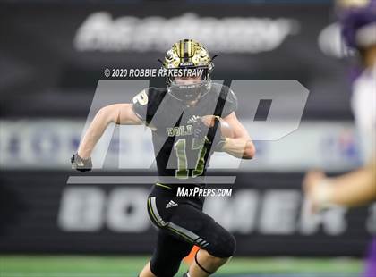 Thumbnail 1 in Post vs. Shiner (UIL 2A Division 1 State Final) photogallery.