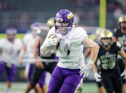 Thumbnail 3 in Post vs. Shiner (UIL 2A Division 1 State Final) photogallery.
