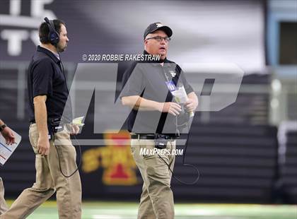 Thumbnail 1 in Post vs. Shiner (UIL 2A Division 1 State Final) photogallery.
