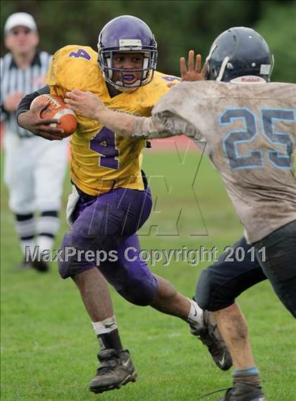 Thumbnail 1 in Bellarmine @ Riordan photogallery.