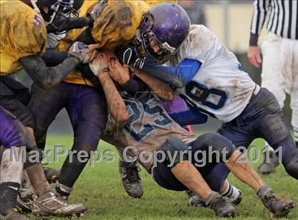 Thumbnail 2 in Bellarmine @ Riordan photogallery.