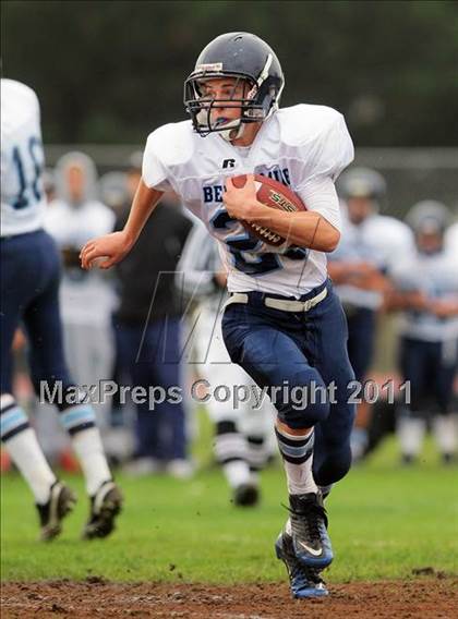 Thumbnail 3 in Bellarmine @ Riordan photogallery.