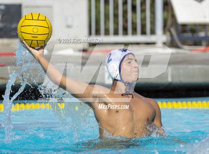 Thumbnail 3 in Notre Dame (SO) @ Redondo Union photogallery.