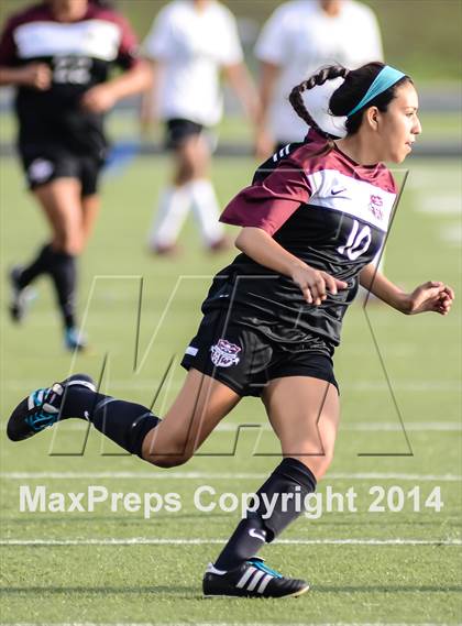 Thumbnail 1 in Kaufman vs Wylie (UIL 4A Area Playoff) photogallery.