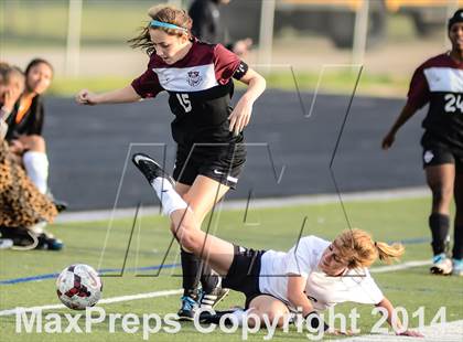 Thumbnail 2 in Kaufman vs Wylie (UIL 4A Area Playoff) photogallery.