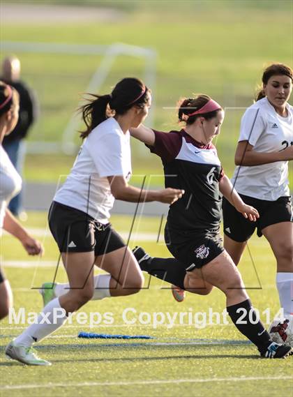 Thumbnail 3 in Kaufman vs Wylie (UIL 4A Area Playoff) photogallery.