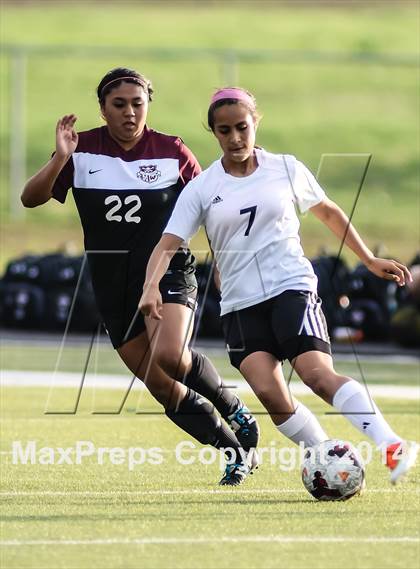 Thumbnail 2 in Kaufman vs Wylie (UIL 4A Area Playoff) photogallery.
