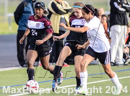 Thumbnail 3 in Kaufman vs Wylie (UIL 4A Area Playoff) photogallery.