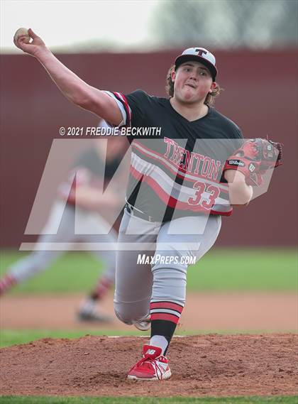 Thumbnail 1 in Trenton @ Collinsville photogallery.