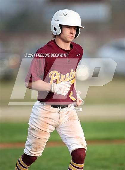 Thumbnail 1 in Trenton @ Collinsville photogallery.