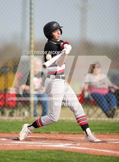 Thumbnail 1 in Trenton @ Collinsville photogallery.