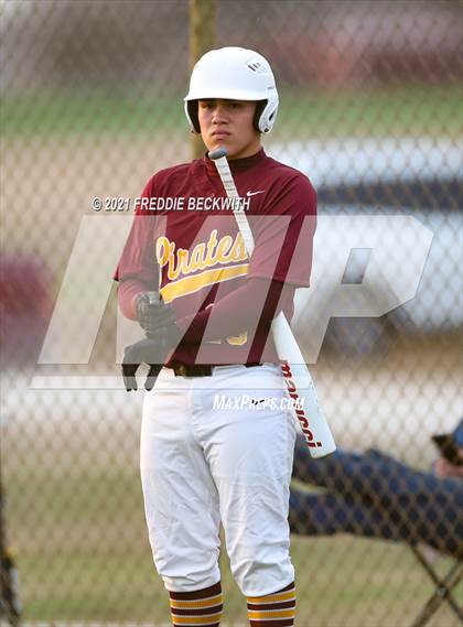 Thumbnail 1 in Trenton @ Collinsville photogallery.