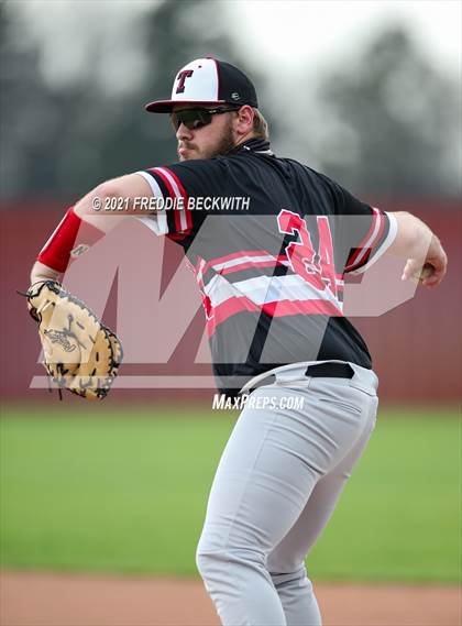Thumbnail 1 in Trenton @ Collinsville photogallery.