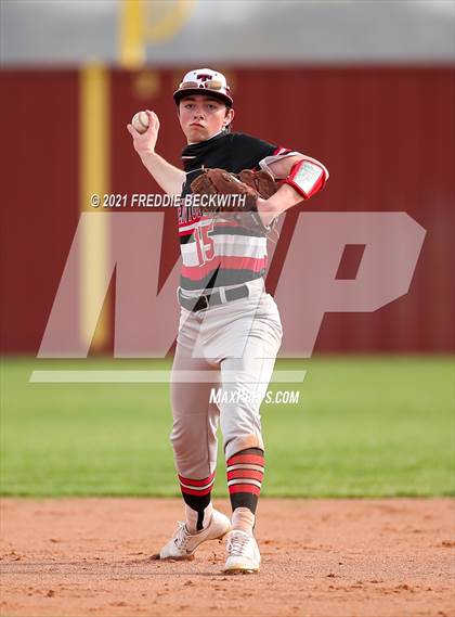 Thumbnail 2 in Trenton @ Collinsville photogallery.