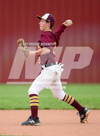 Thumbnail 2 in Trenton @ Collinsville photogallery.