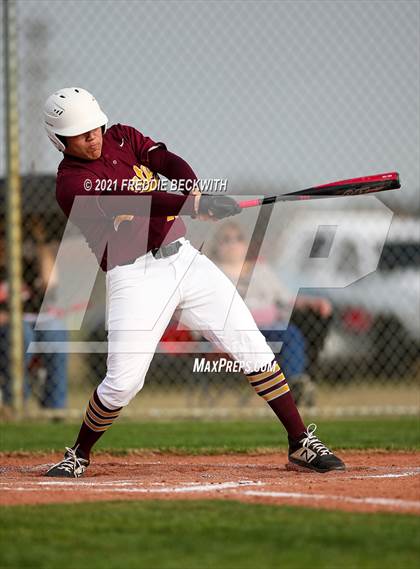 Thumbnail 2 in Trenton @ Collinsville photogallery.