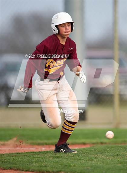 Thumbnail 3 in Trenton @ Collinsville photogallery.