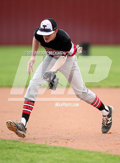 Thumbnail 1 in Trenton @ Collinsville photogallery.