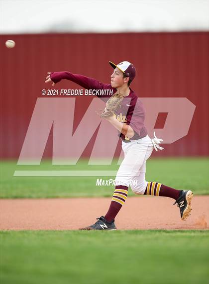 Thumbnail 1 in Trenton @ Collinsville photogallery.
