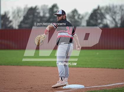 Thumbnail 1 in Trenton @ Collinsville photogallery.