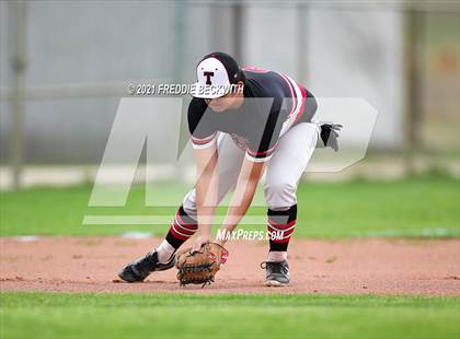 Thumbnail 2 in Trenton @ Collinsville photogallery.