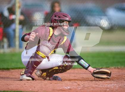Thumbnail 1 in Trenton @ Collinsville photogallery.